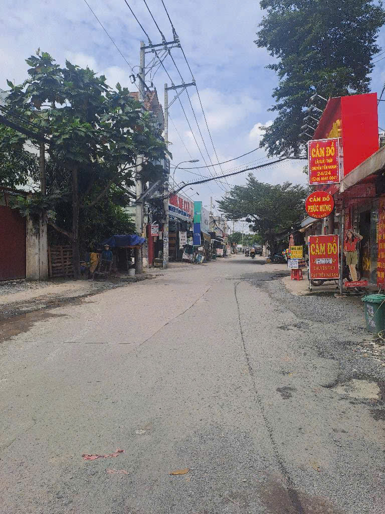 Căn nhà lý tưởng ở Thạnh Lộc 49 – Mới đẹp, không gian rộng